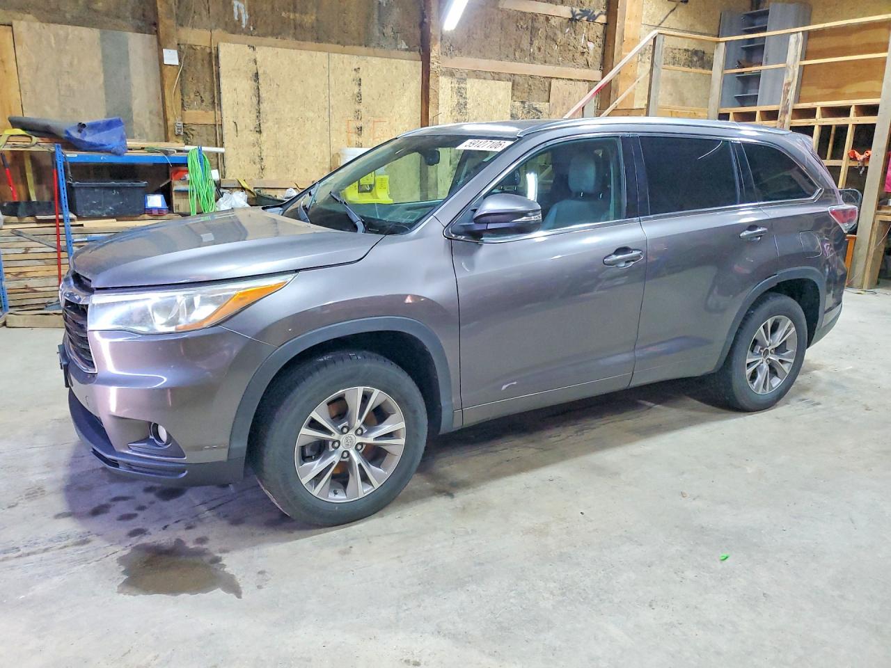 2015 TOYOTA HIGHLANDER
