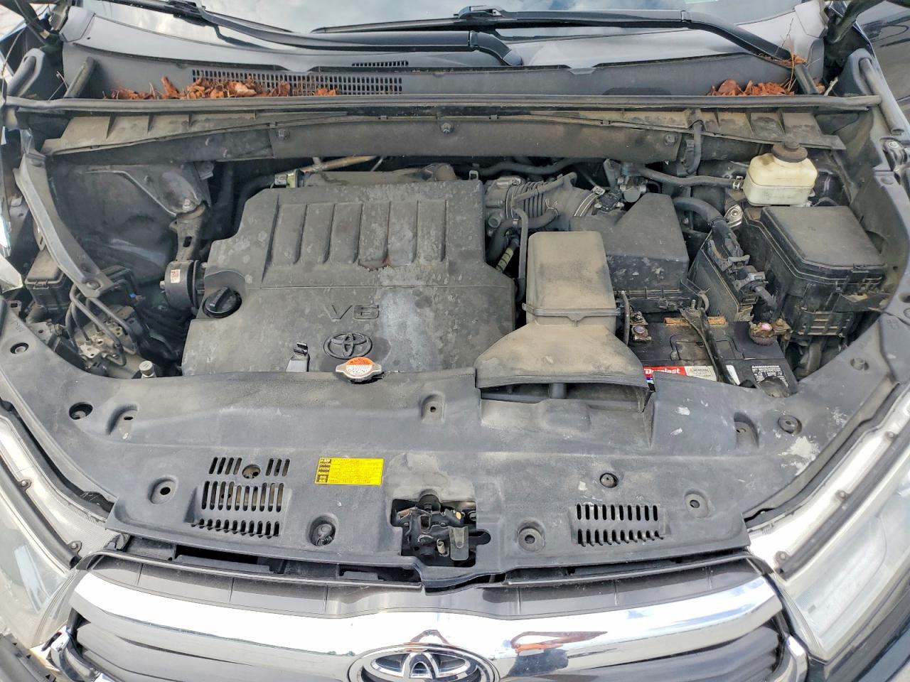 2016 TOYOTA HIGHLANDER