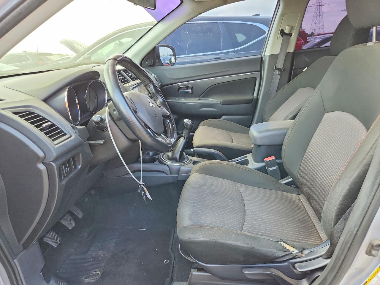 2017 MITSUBISHI OUTLANDER