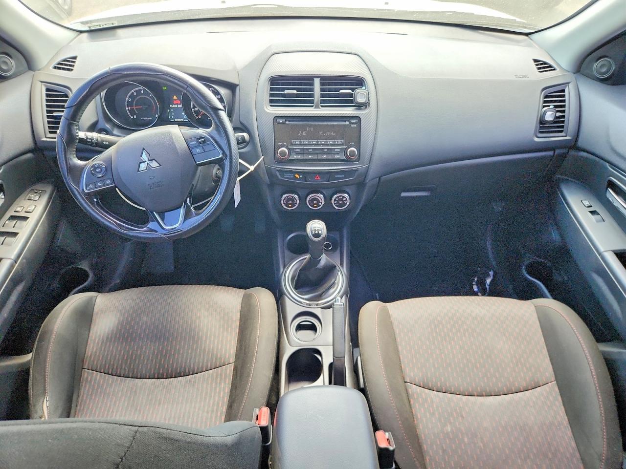 2017 MITSUBISHI OUTLANDER