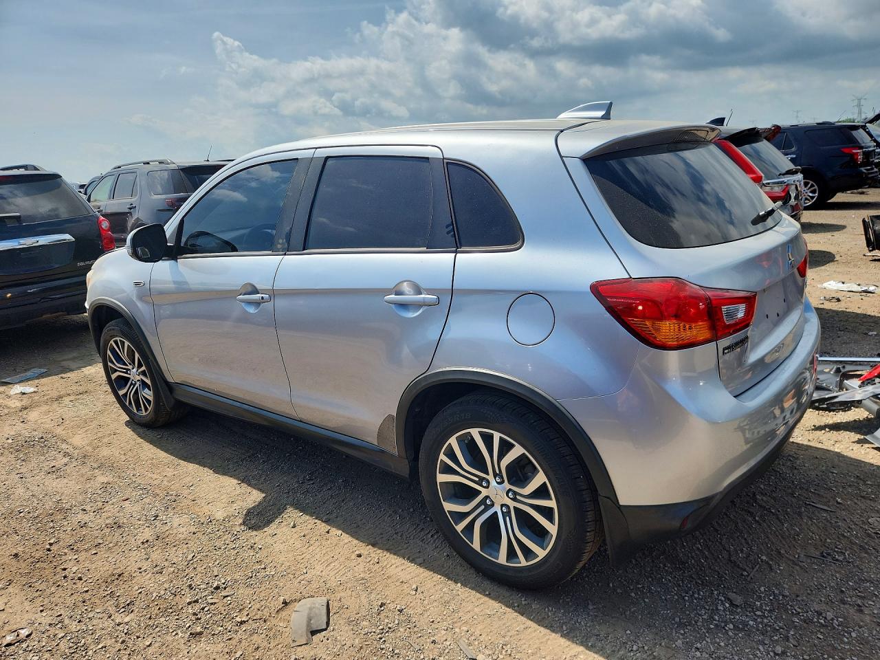 2017 MITSUBISHI OUTLANDER