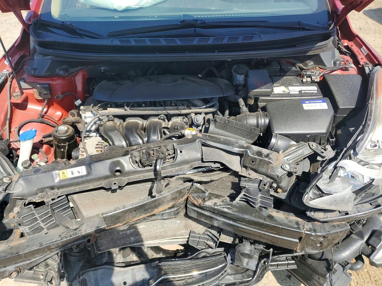 2012 HYUNDAI ELANTRA