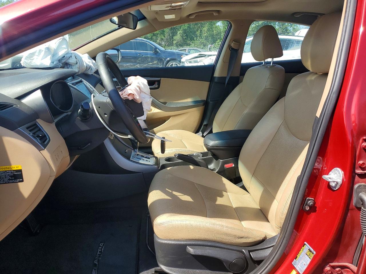 2012 HYUNDAI ELANTRA