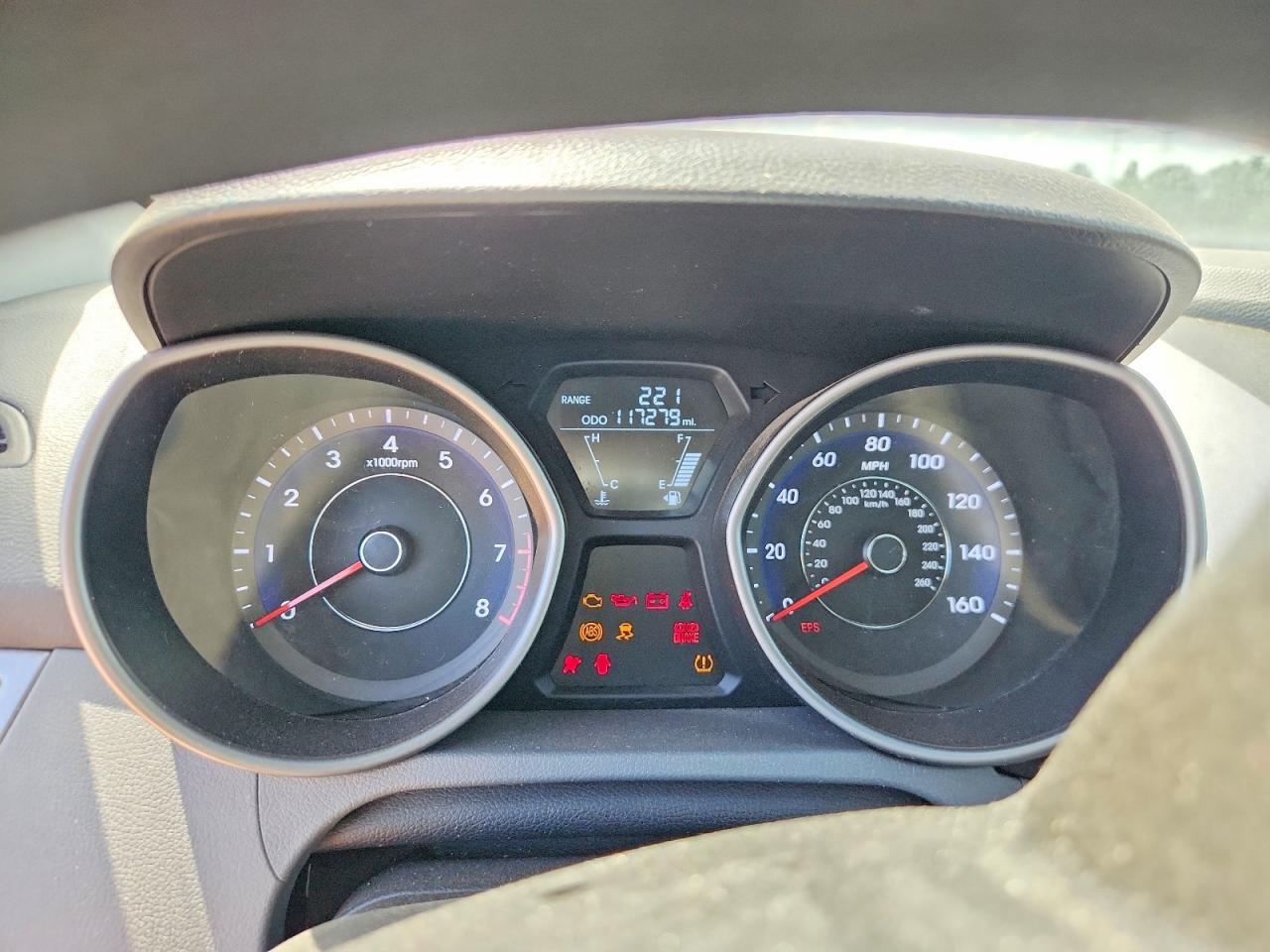 2013 HYUNDAI ELANTRA