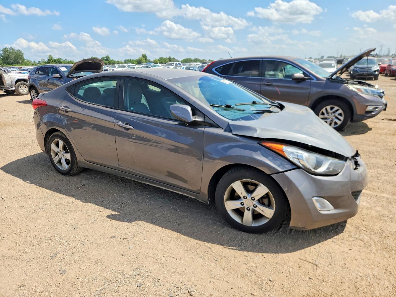2013 HYUNDAI ELANTRA