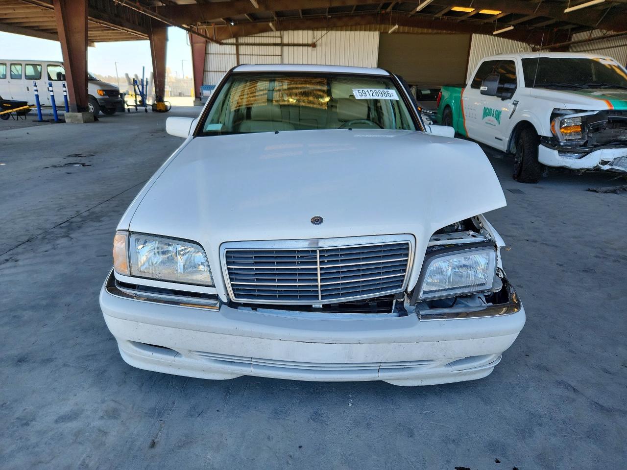 2000 MERCEDES-BENZ C-CLASS
