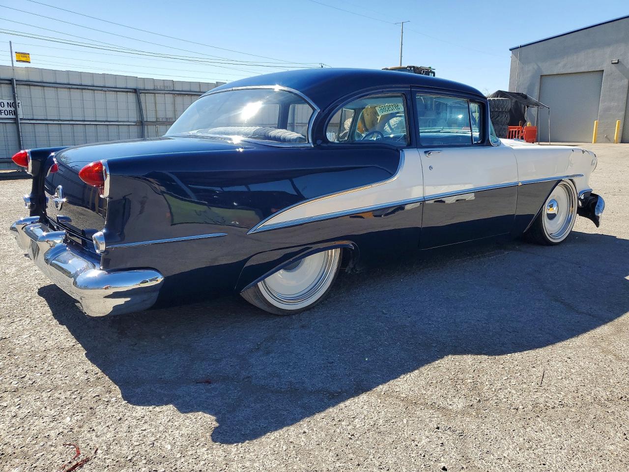 1955 OLDSMOBILE 88