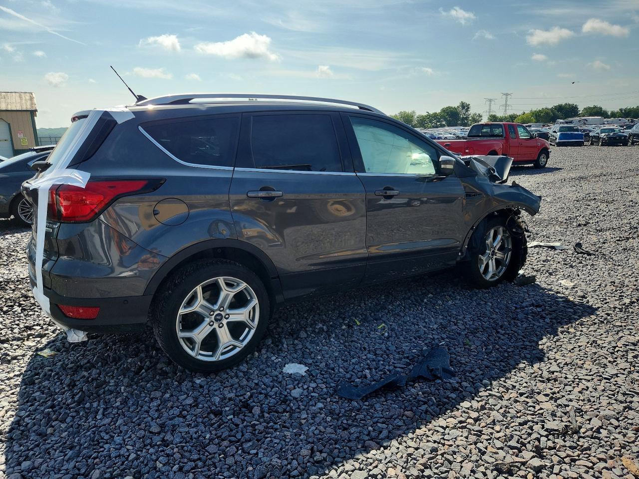 2019 FORD ESCAPE