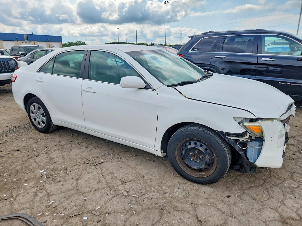 2011 TOYOTA CAMRY
