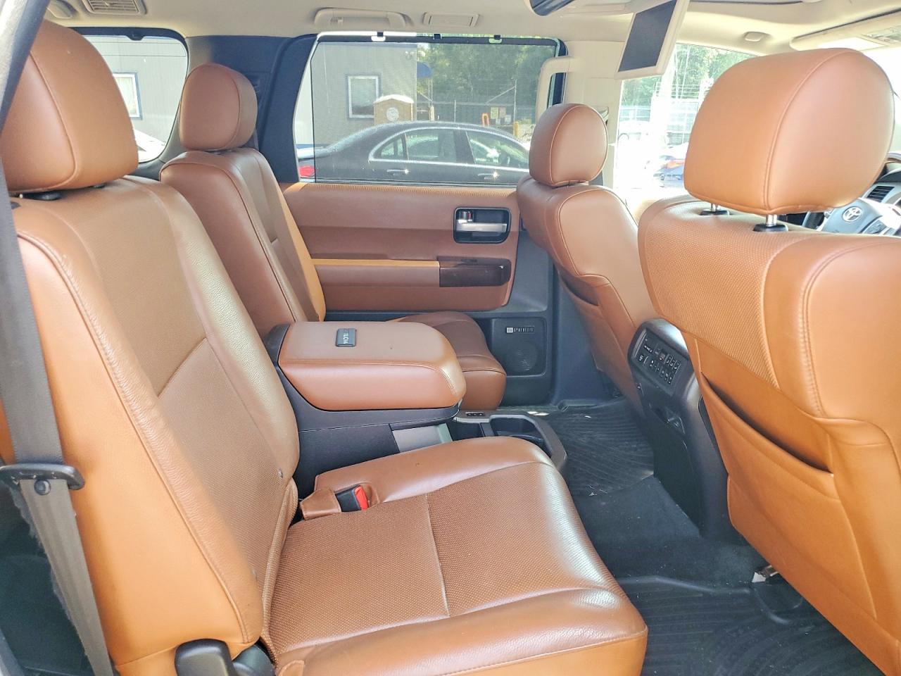 2016 TOYOTA SEQUOIA
