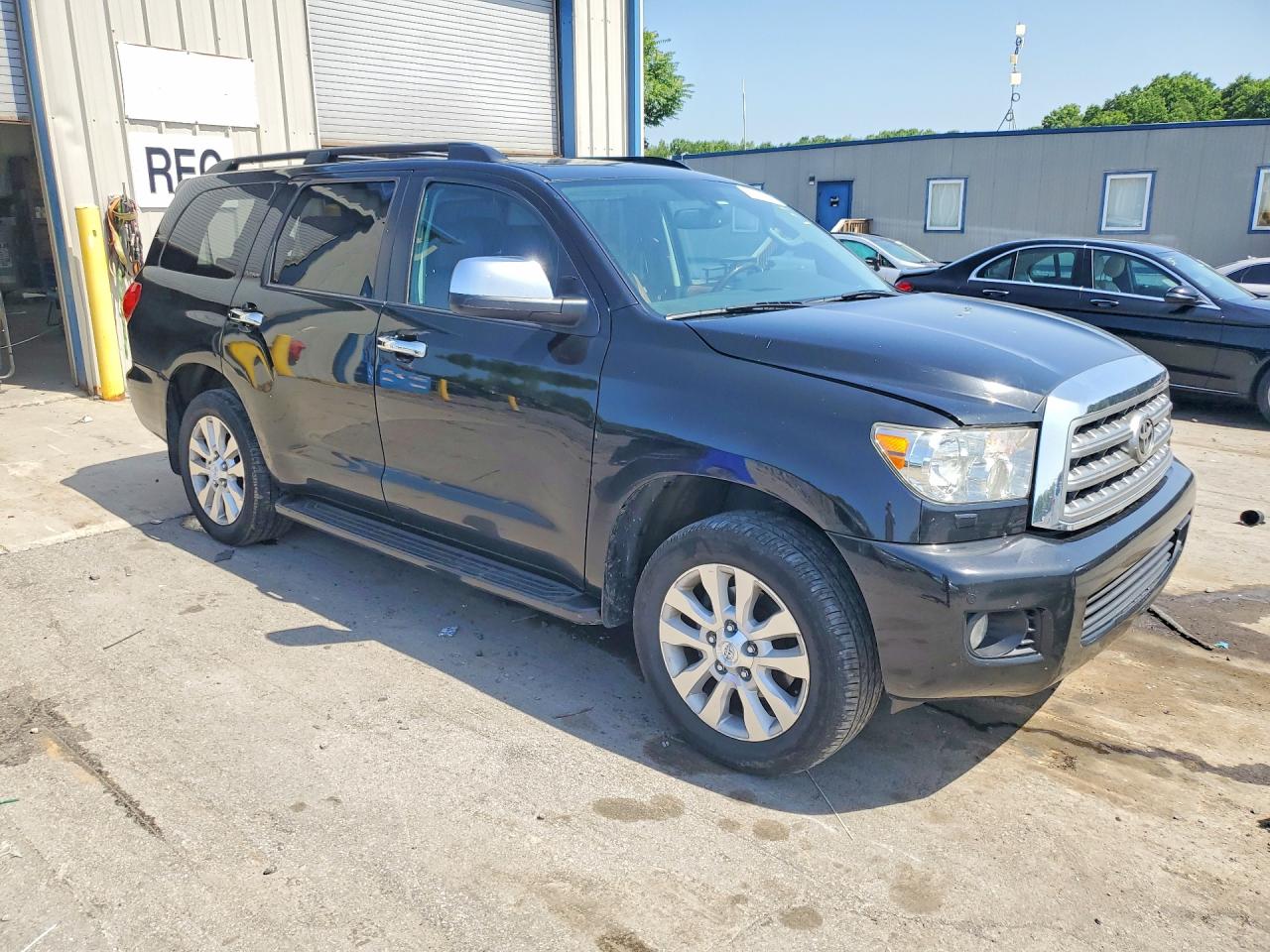 2016 TOYOTA SEQUOIA