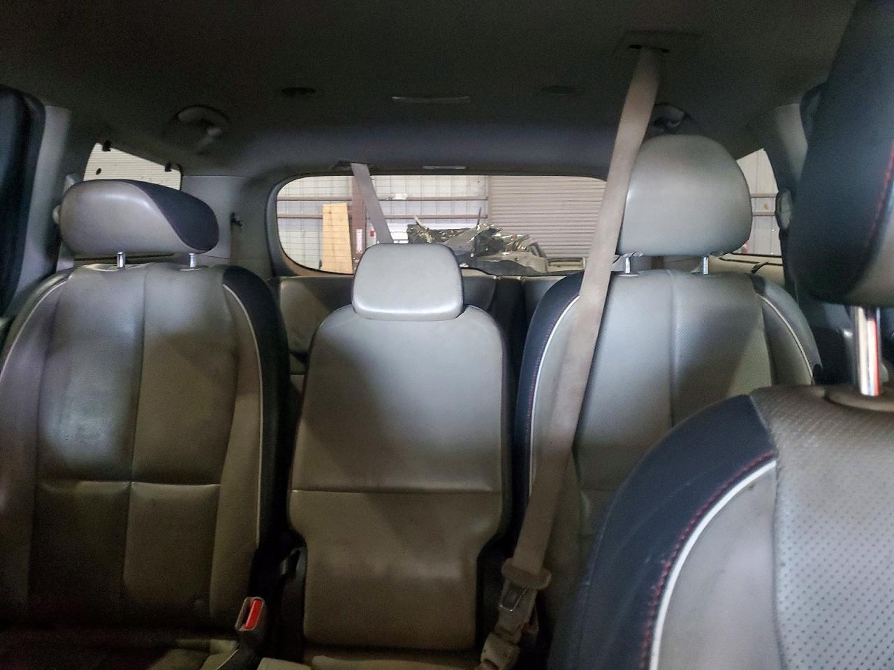 2017 KIA SEDONA