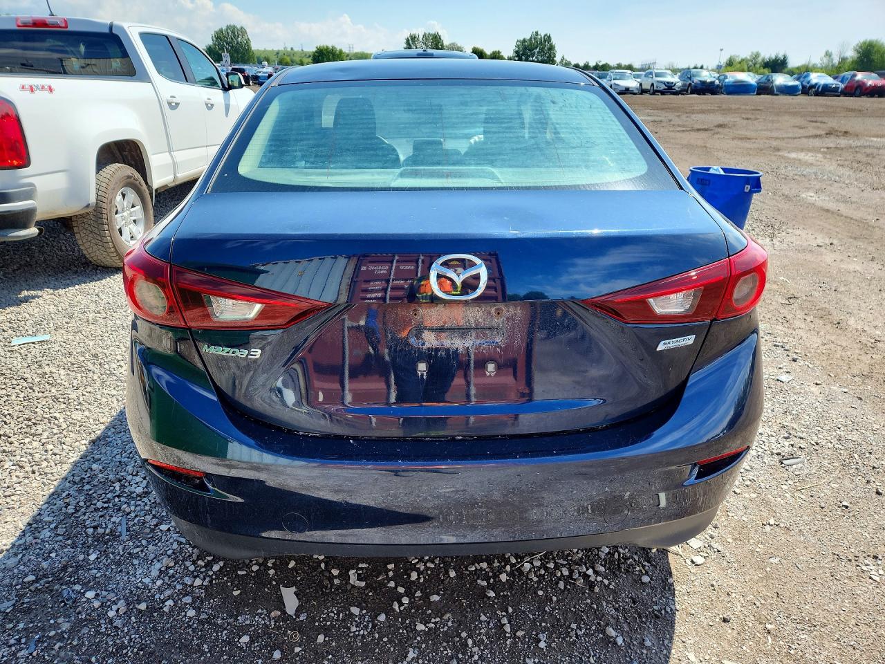 2016 MAZDA 3