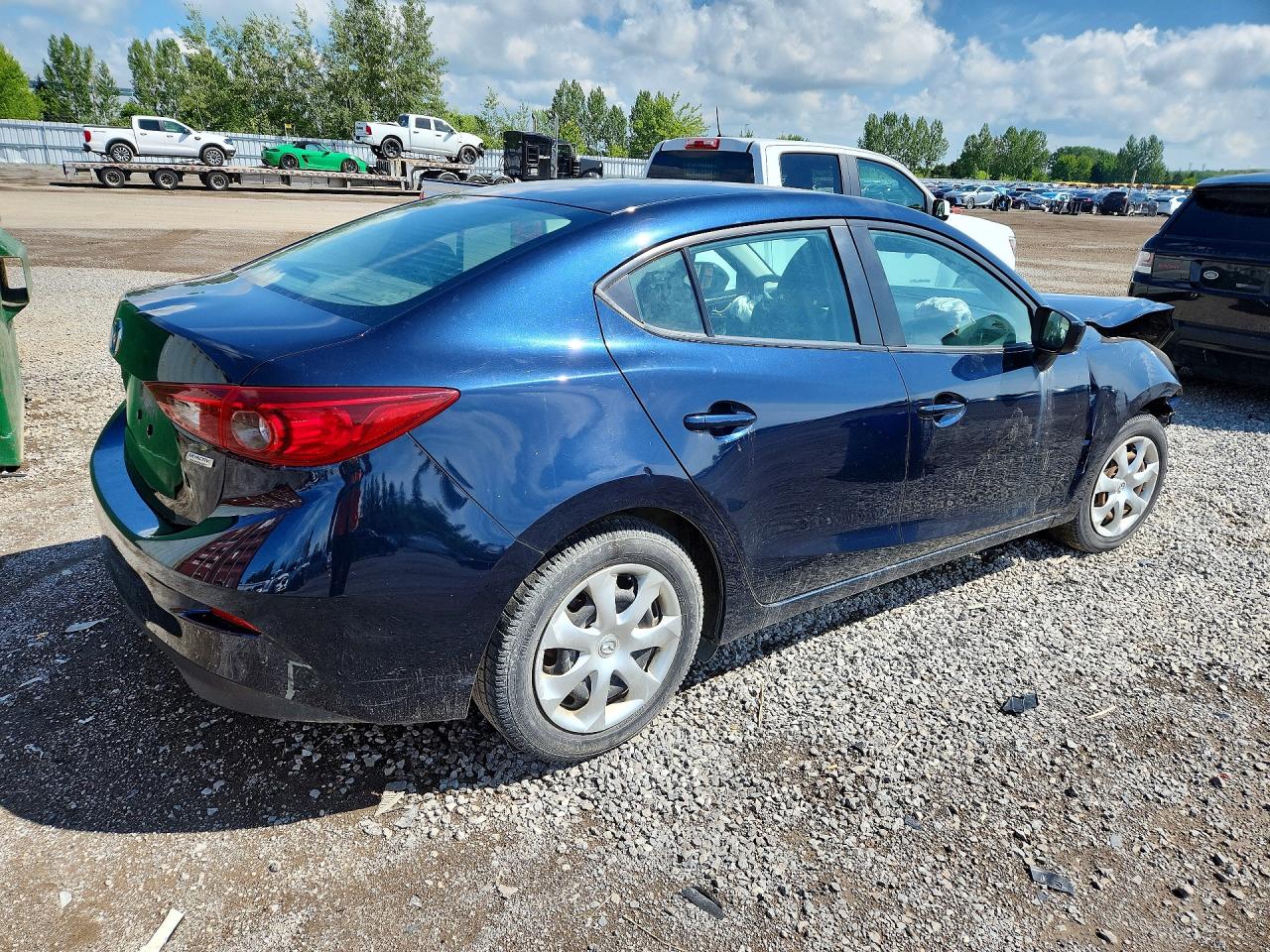 2016 MAZDA 3