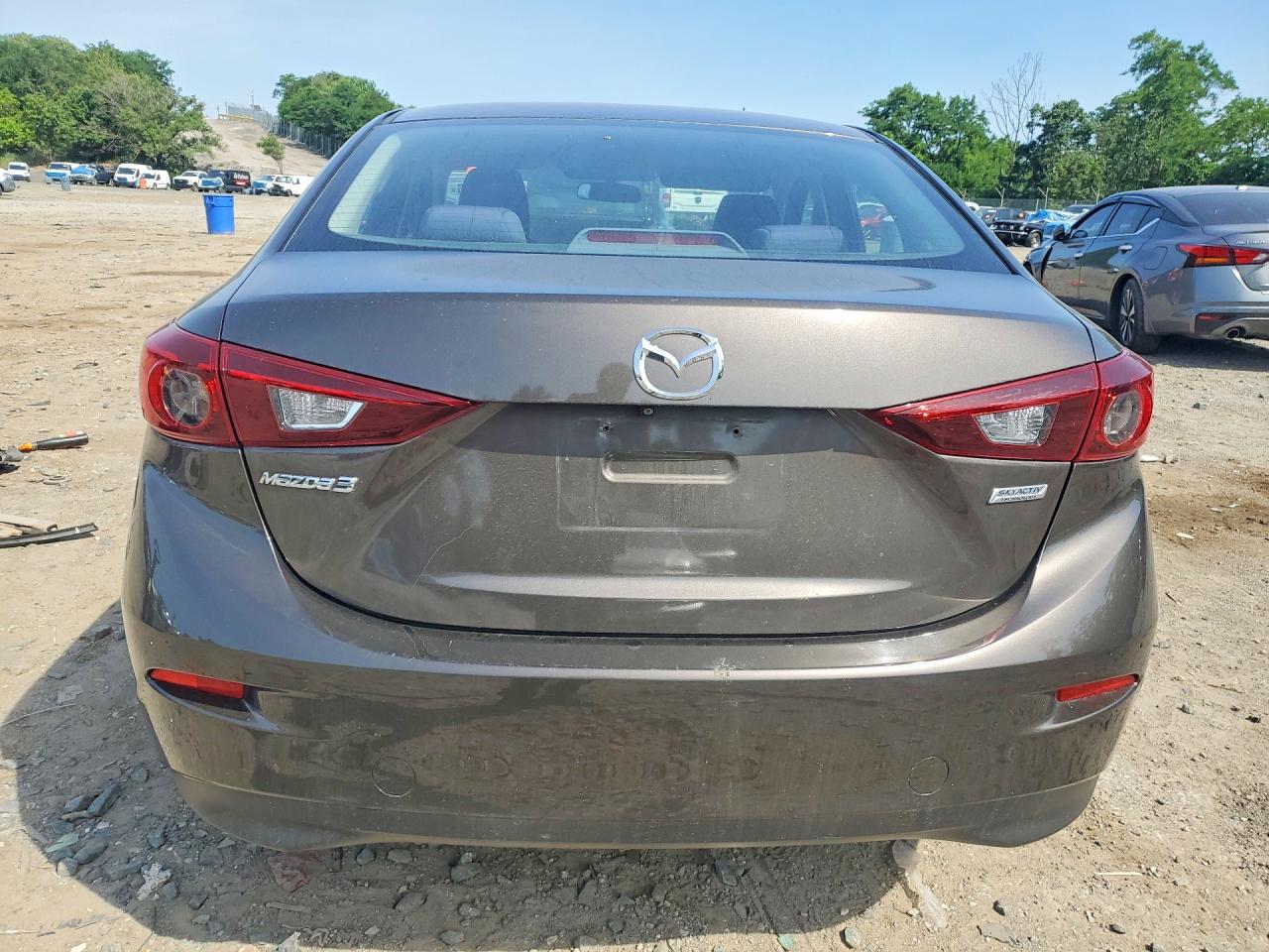 2016 MAZDA 3