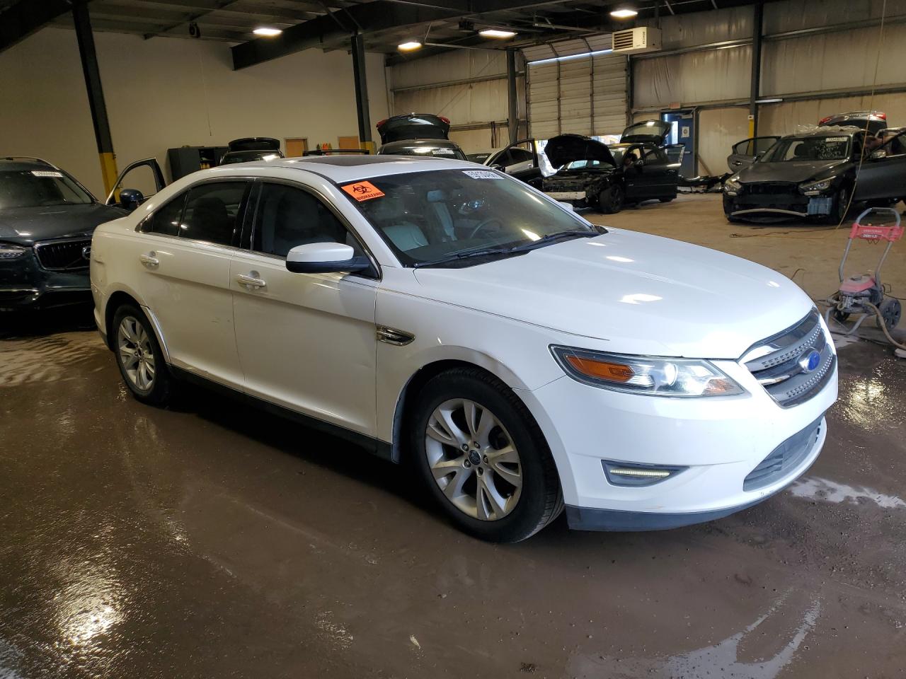2012 FORD TAURUS