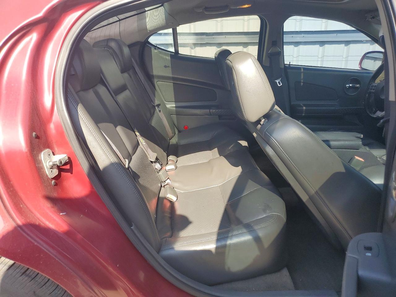 2004 PONTIAC GRANDPRIX