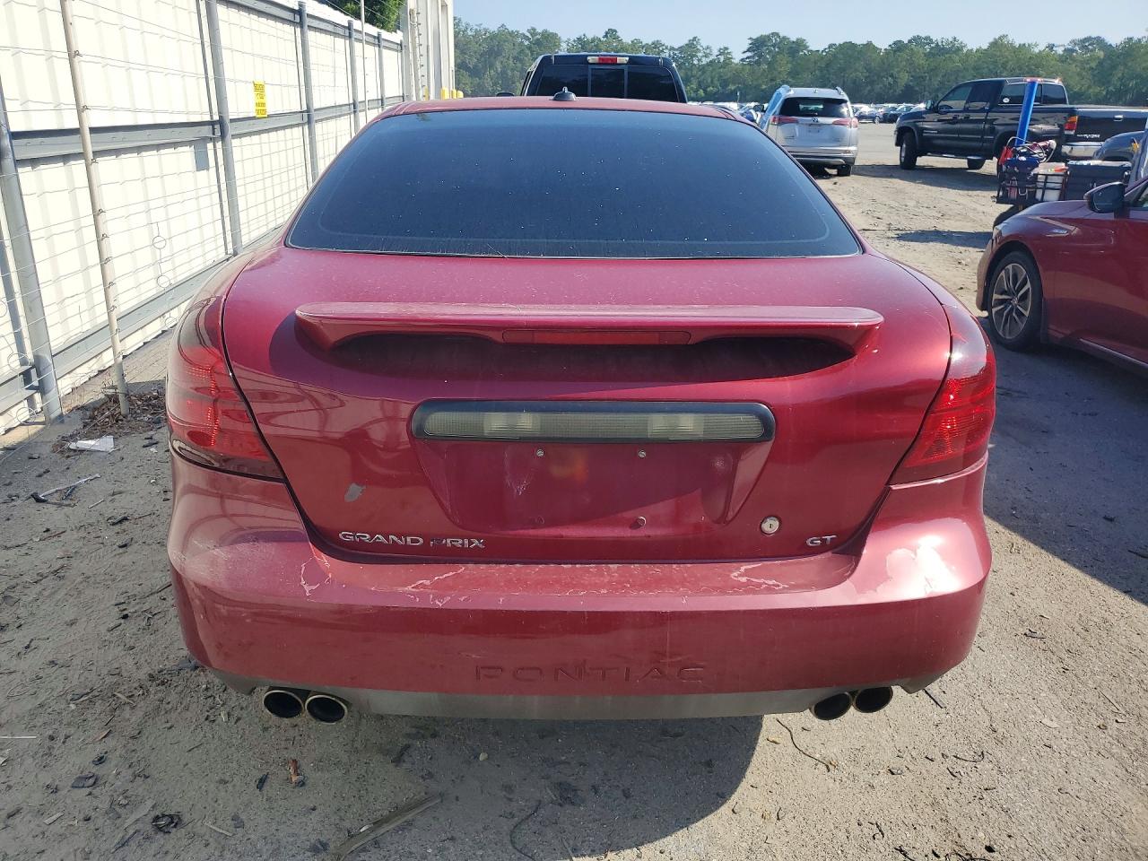 2004 PONTIAC GRANDPRIX