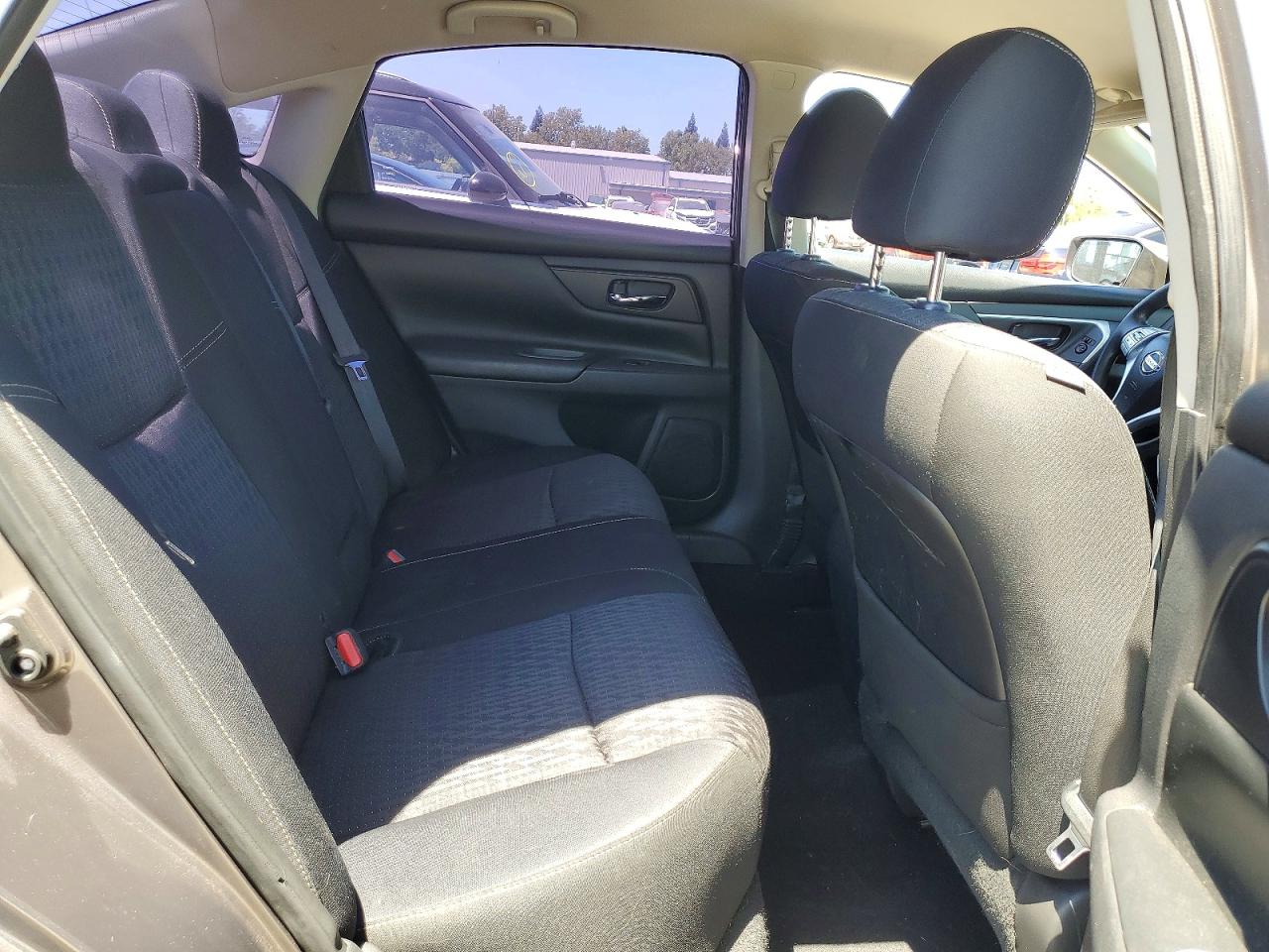2016 NISSAN ALTIMA