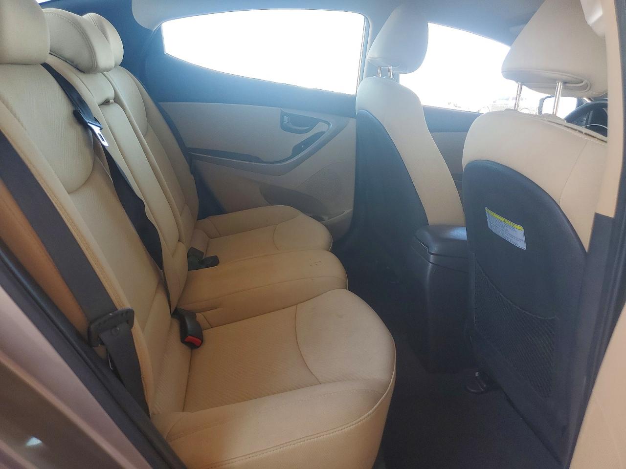 2013 HYUNDAI ELANTRA
