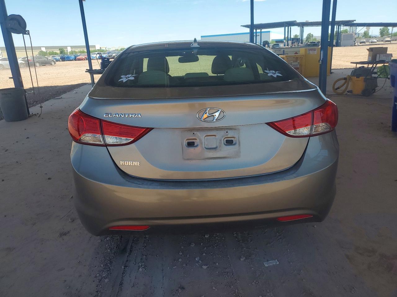 2013 HYUNDAI ELANTRA
