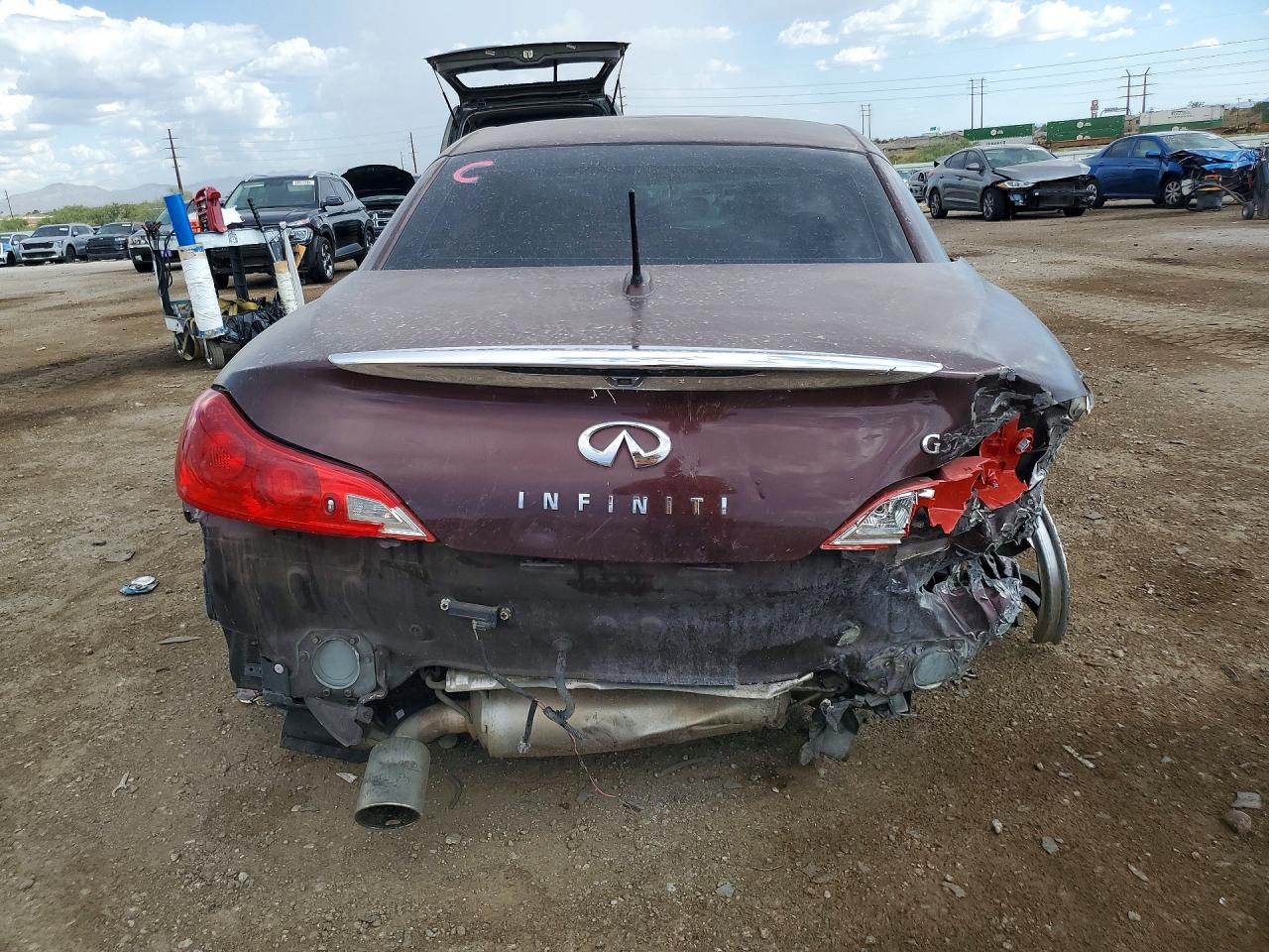 2010 INFINITI G37