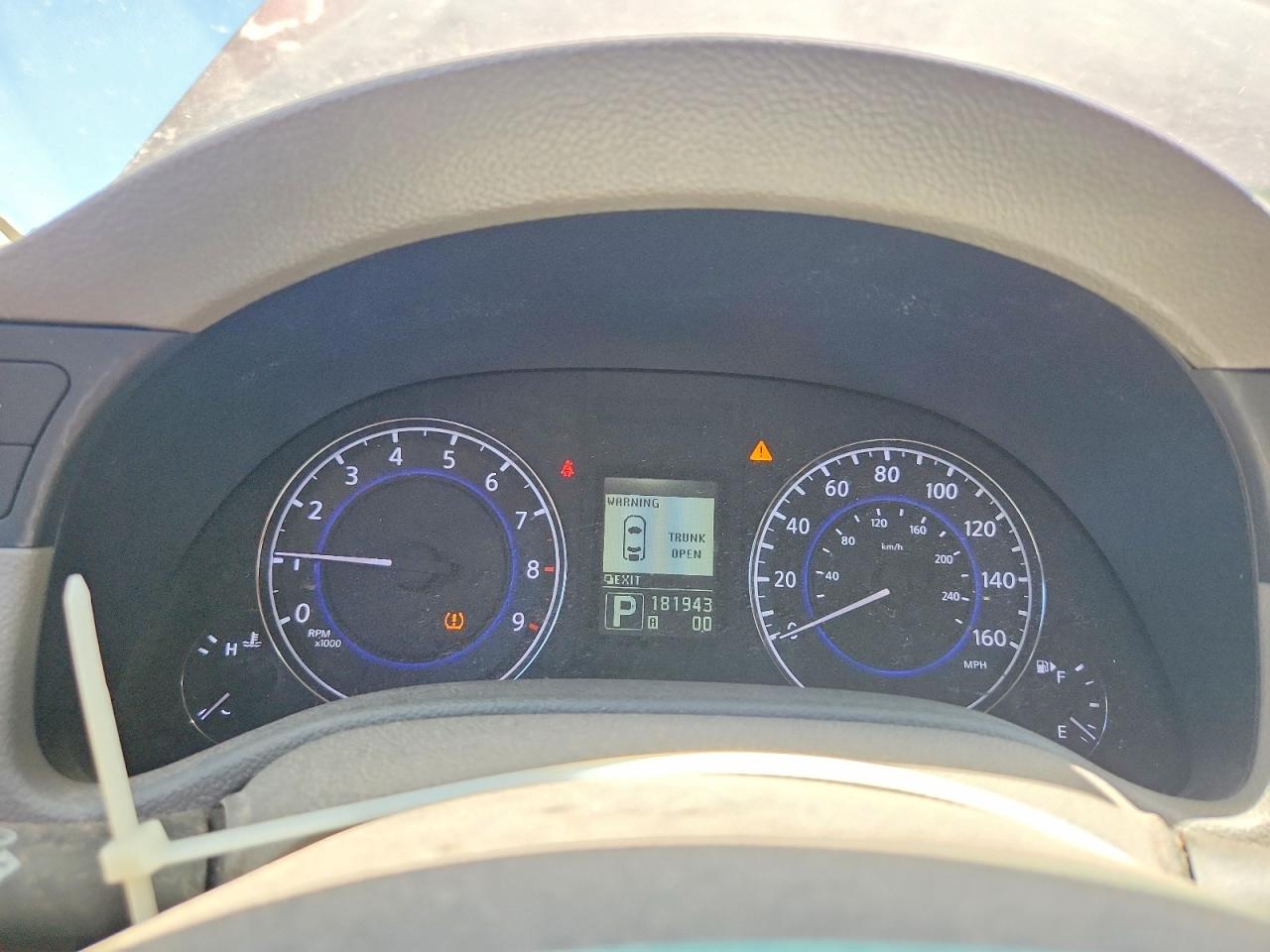 2010 INFINITI G37