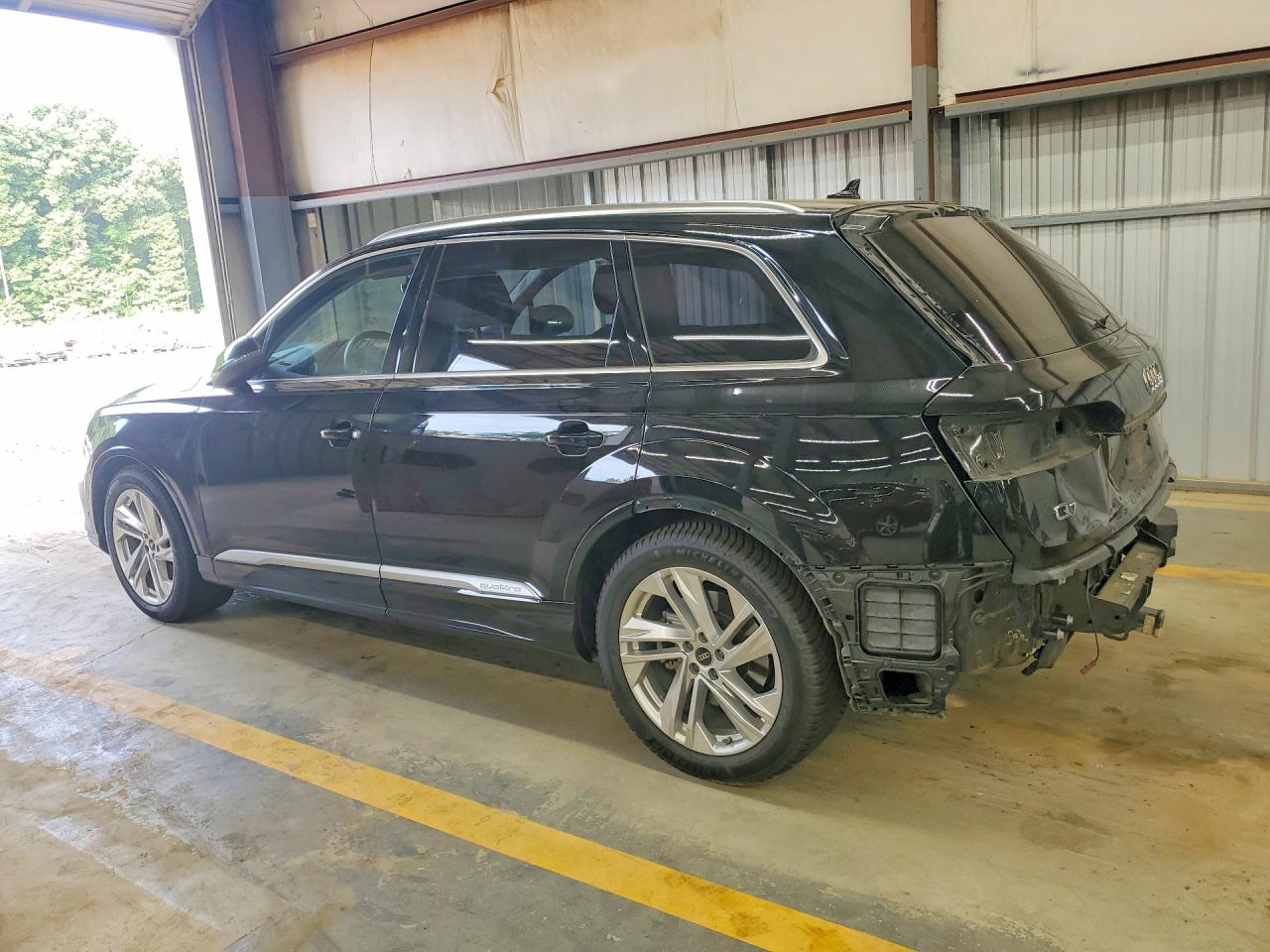 2022 AUDI Q7