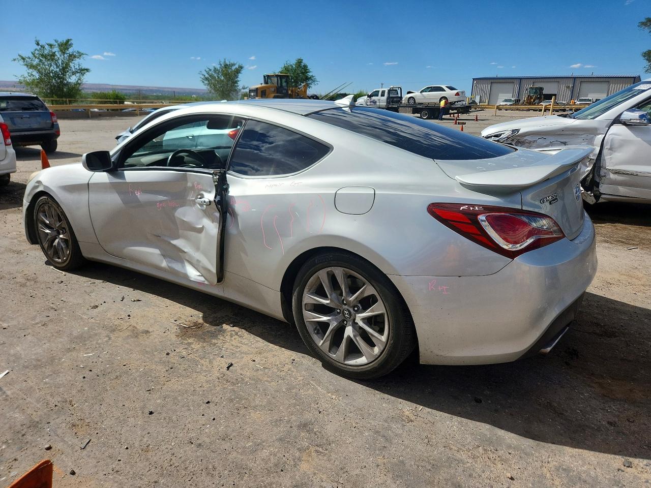 2013 HYUNDAI GENESIS