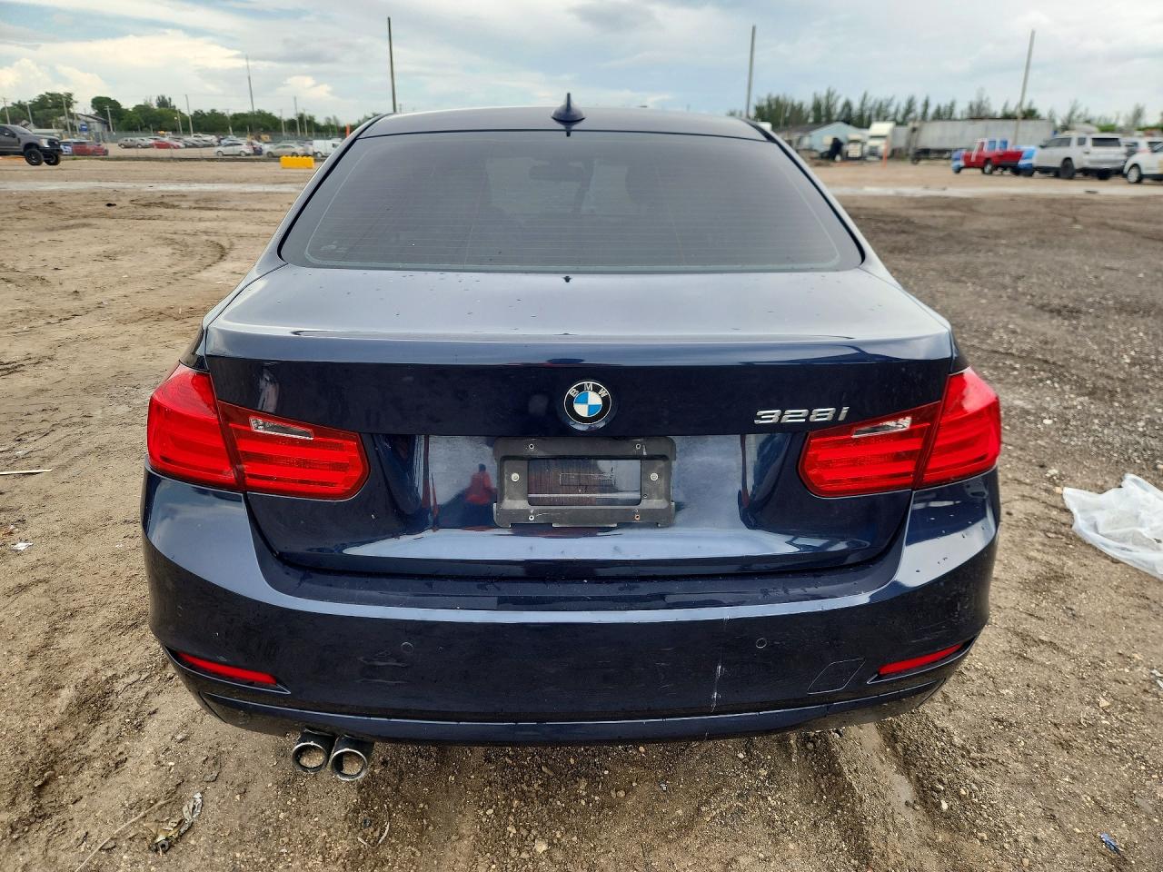 2014 BMW 3 SERIES