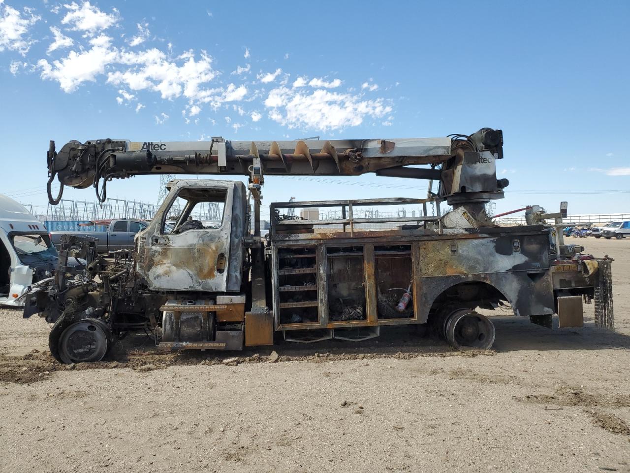 2021 INTERNATIONAL HV507