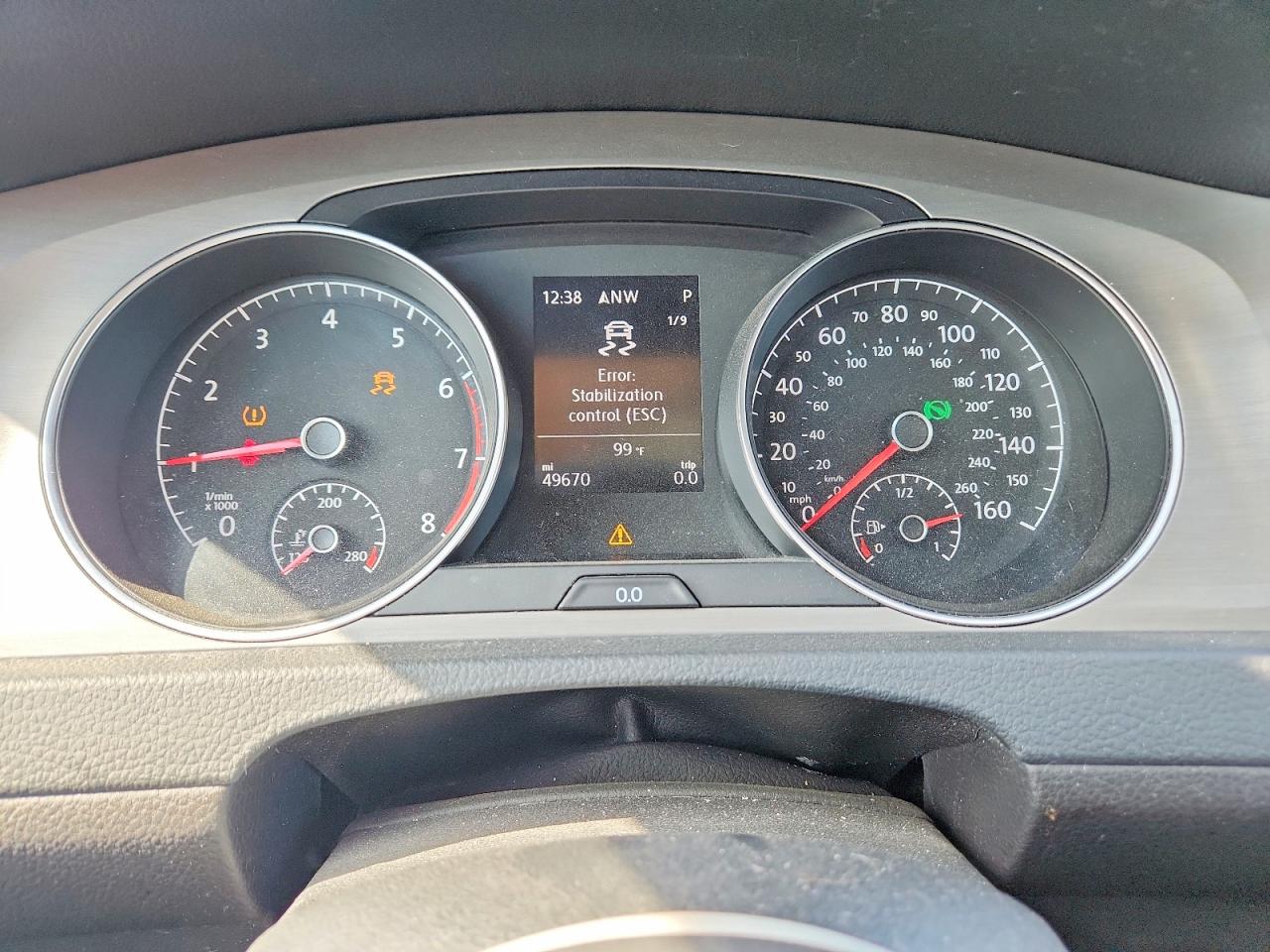 2016 VOLKSWAGEN GOLF
