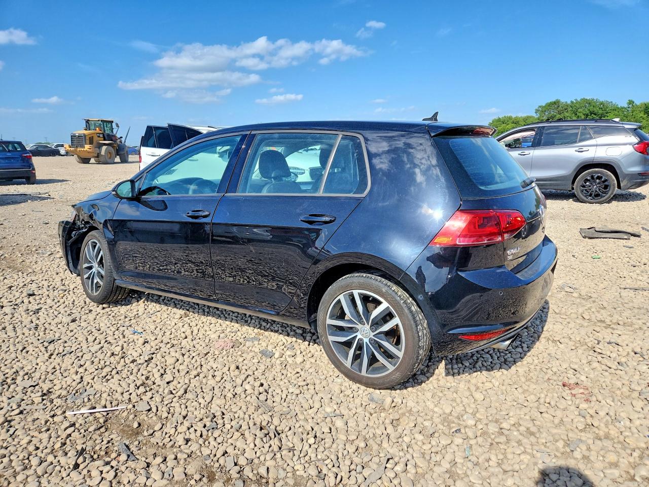 2016 VOLKSWAGEN GOLF