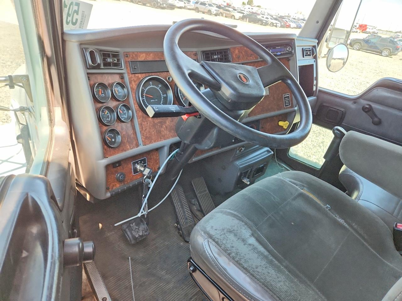 2004 KENWORTH ALL OTHER