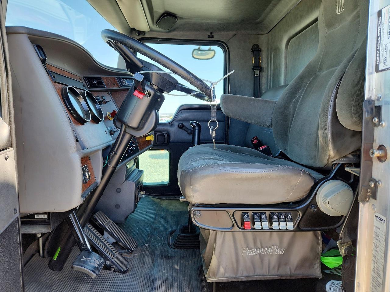 2004 KENWORTH ALL OTHER