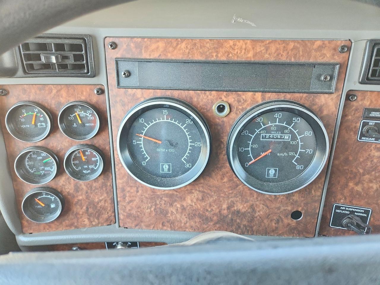 2004 KENWORTH ALL OTHER