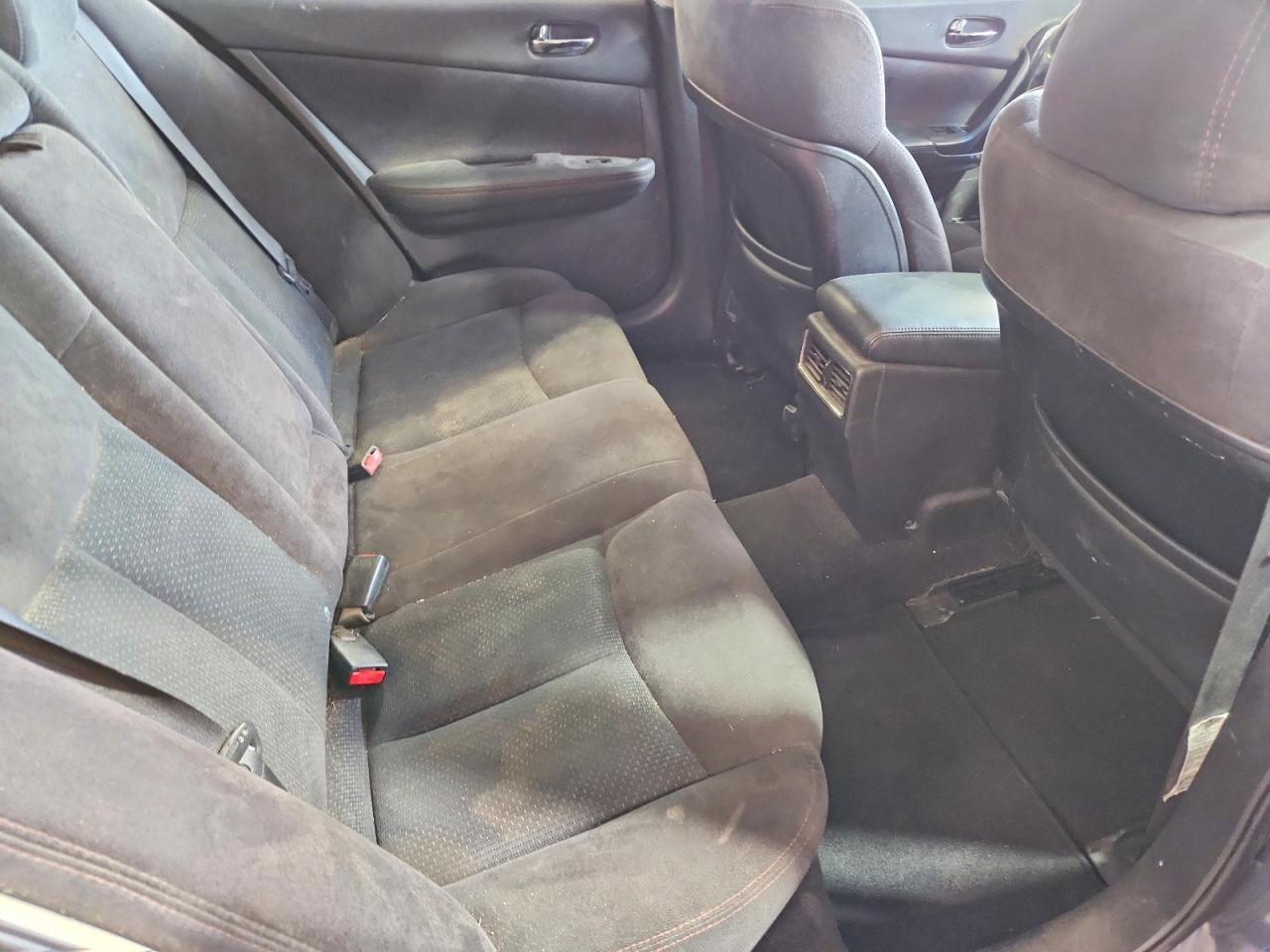 2010 NISSAN MAXIMA