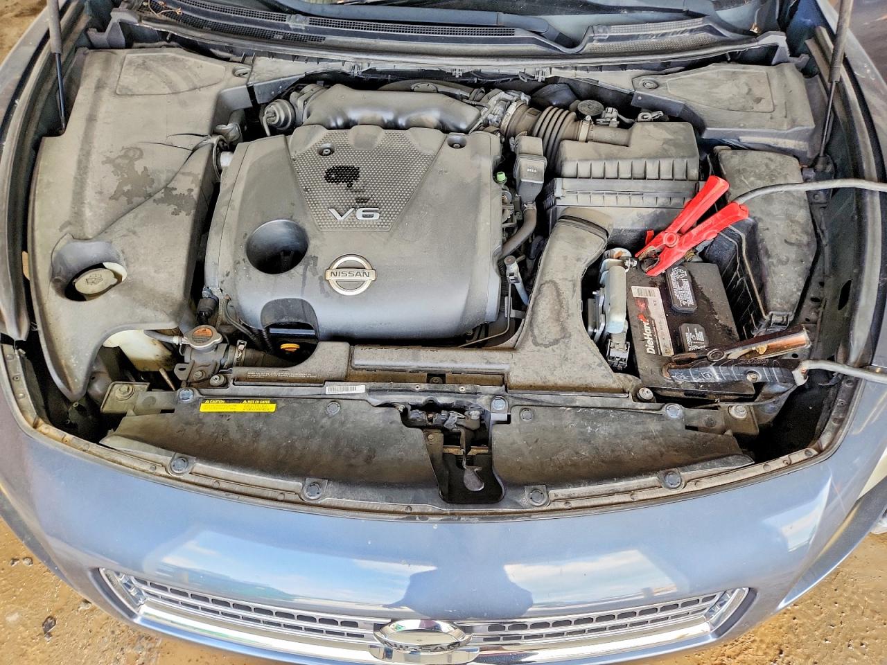 2010 NISSAN MAXIMA