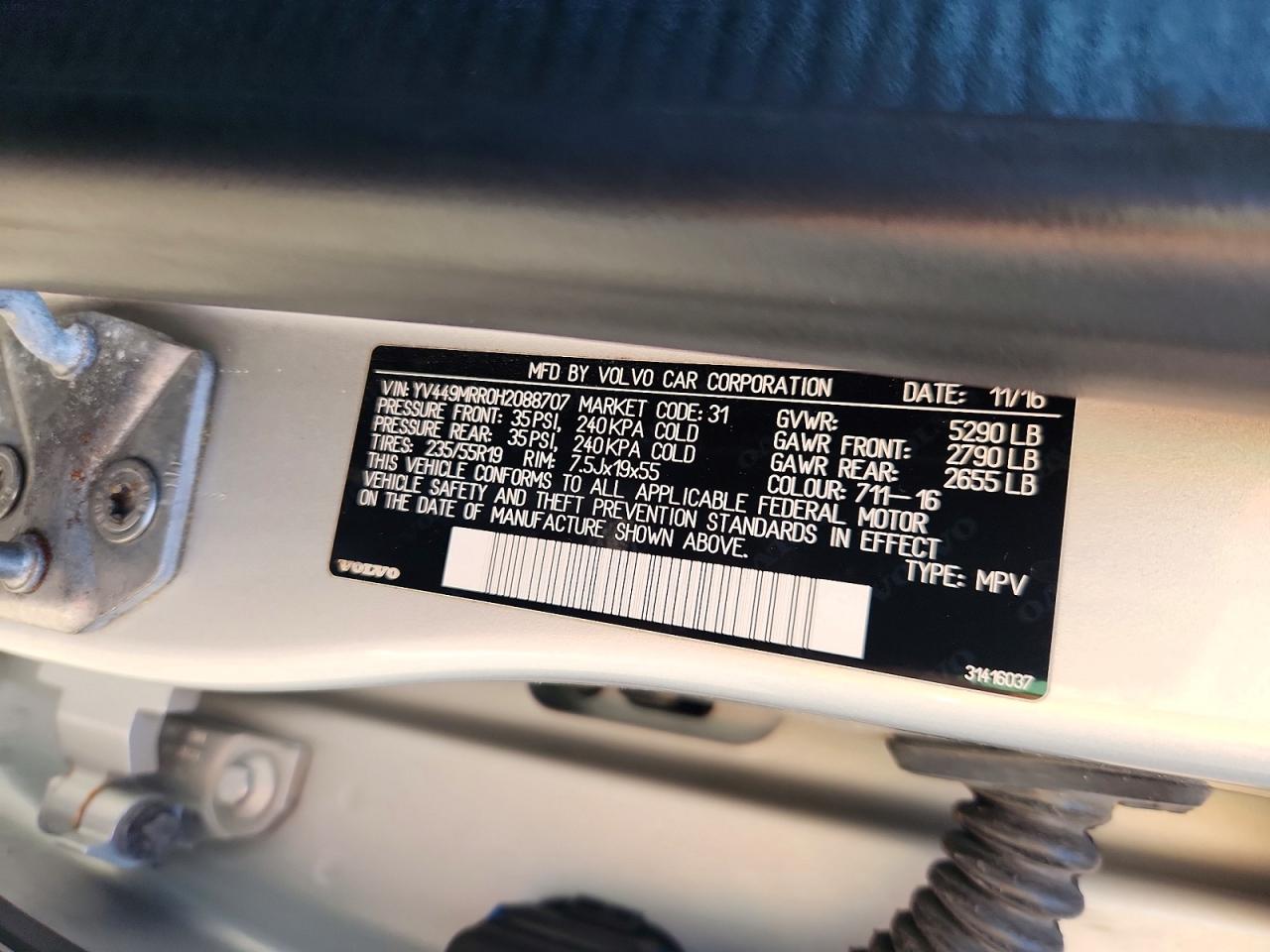 2017 VOLVO XC60