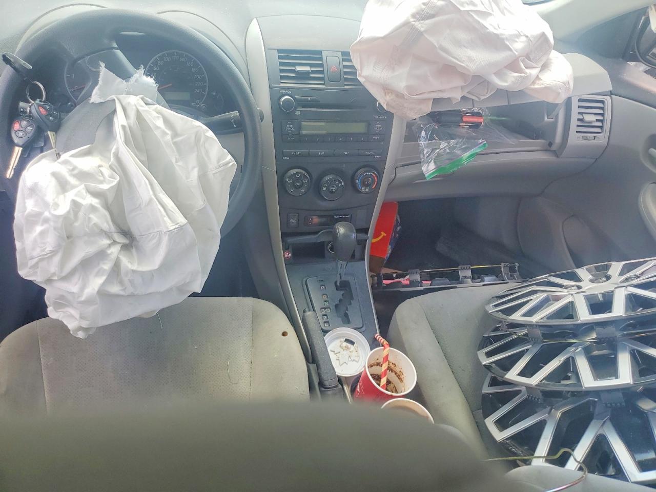 2011 TOYOTA COROLLA