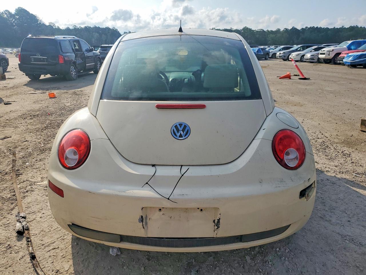 2008 VOLKSWAGEN BEETLE