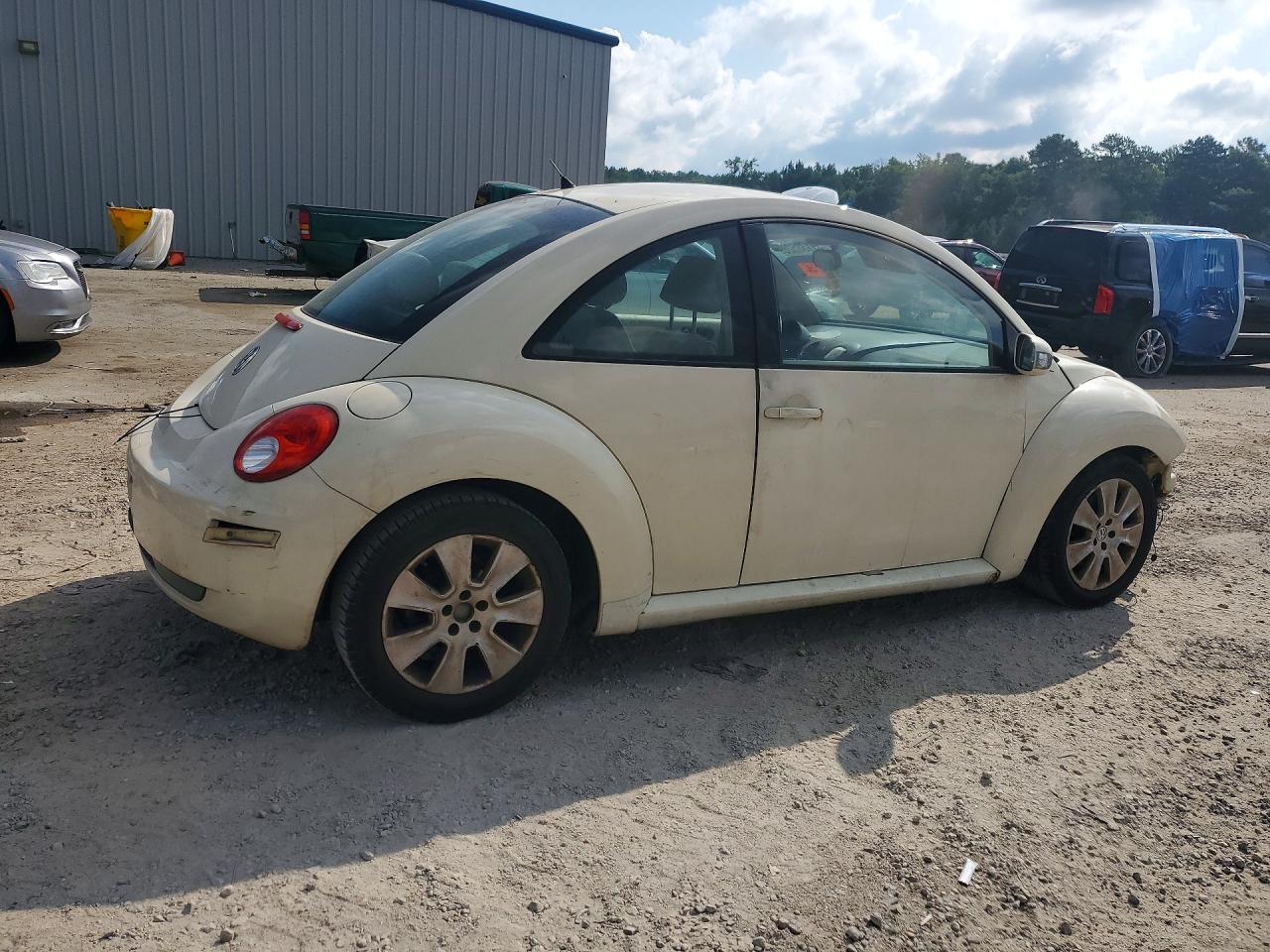 2008 VOLKSWAGEN BEETLE