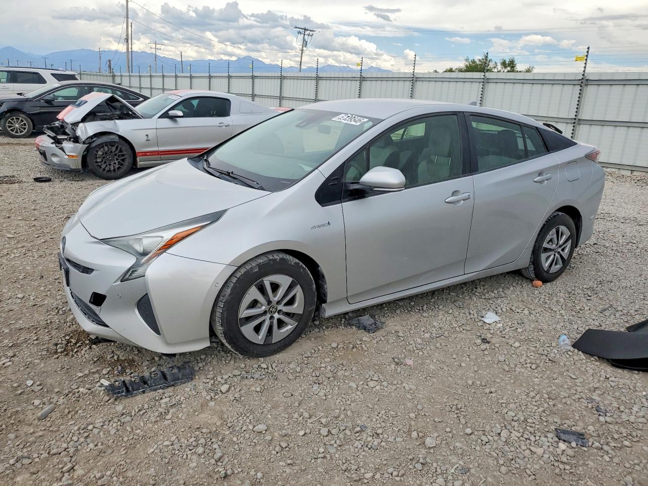 2018 TOYOTA PRIUS
