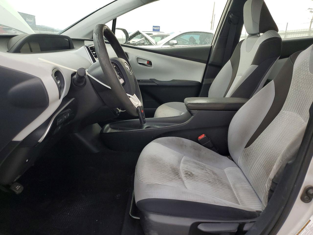 2018 TOYOTA PRIUS