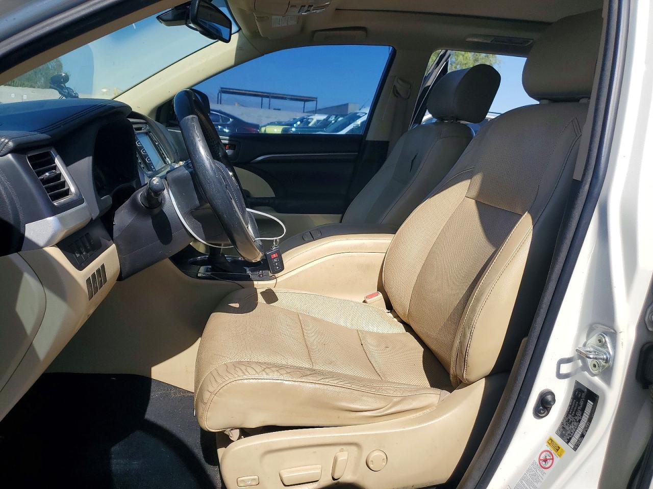 2015 TOYOTA HIGHLANDER