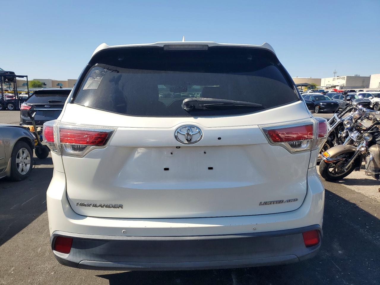 2015 TOYOTA HIGHLANDER