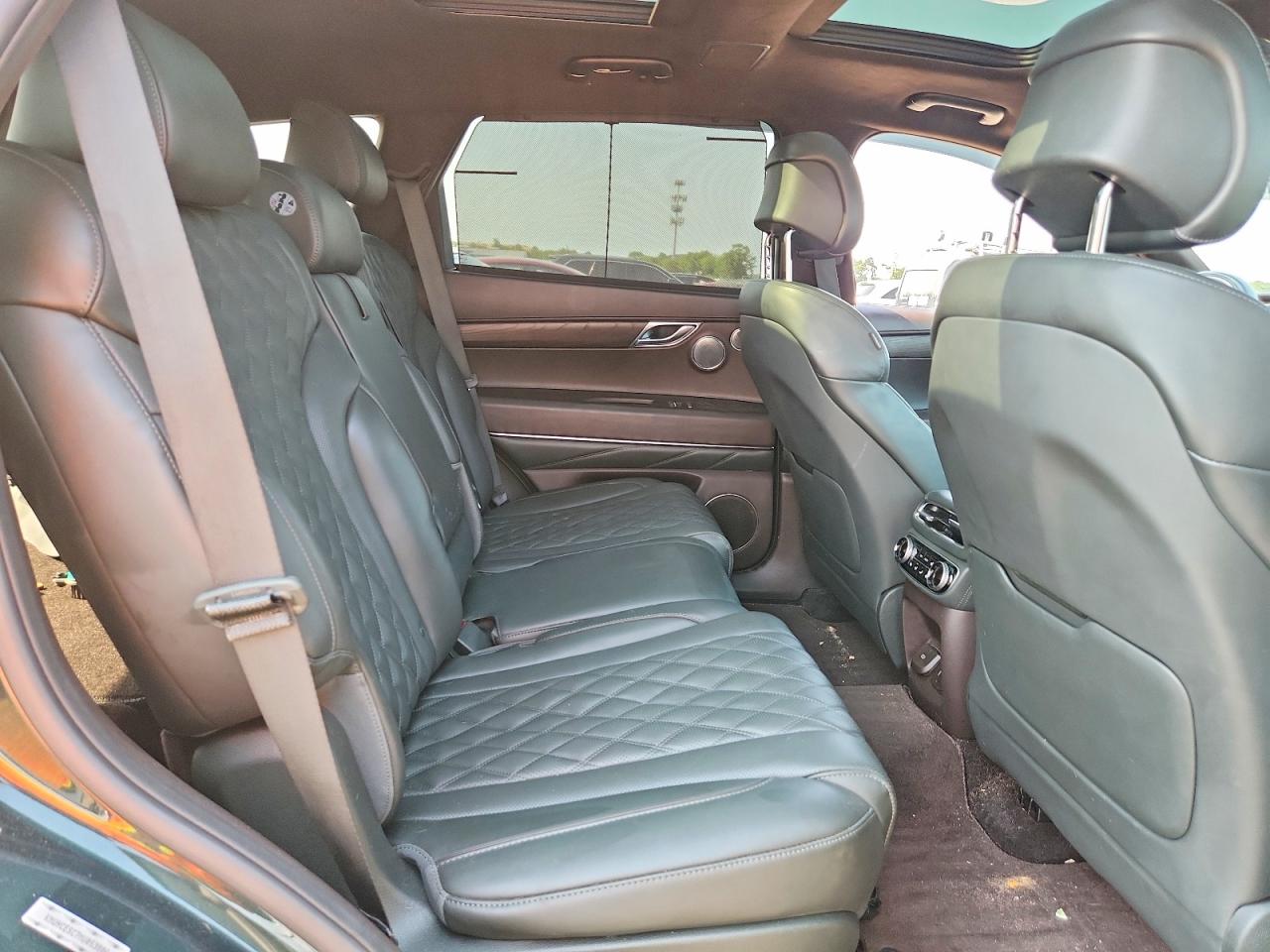 2021 GENESIS GV80