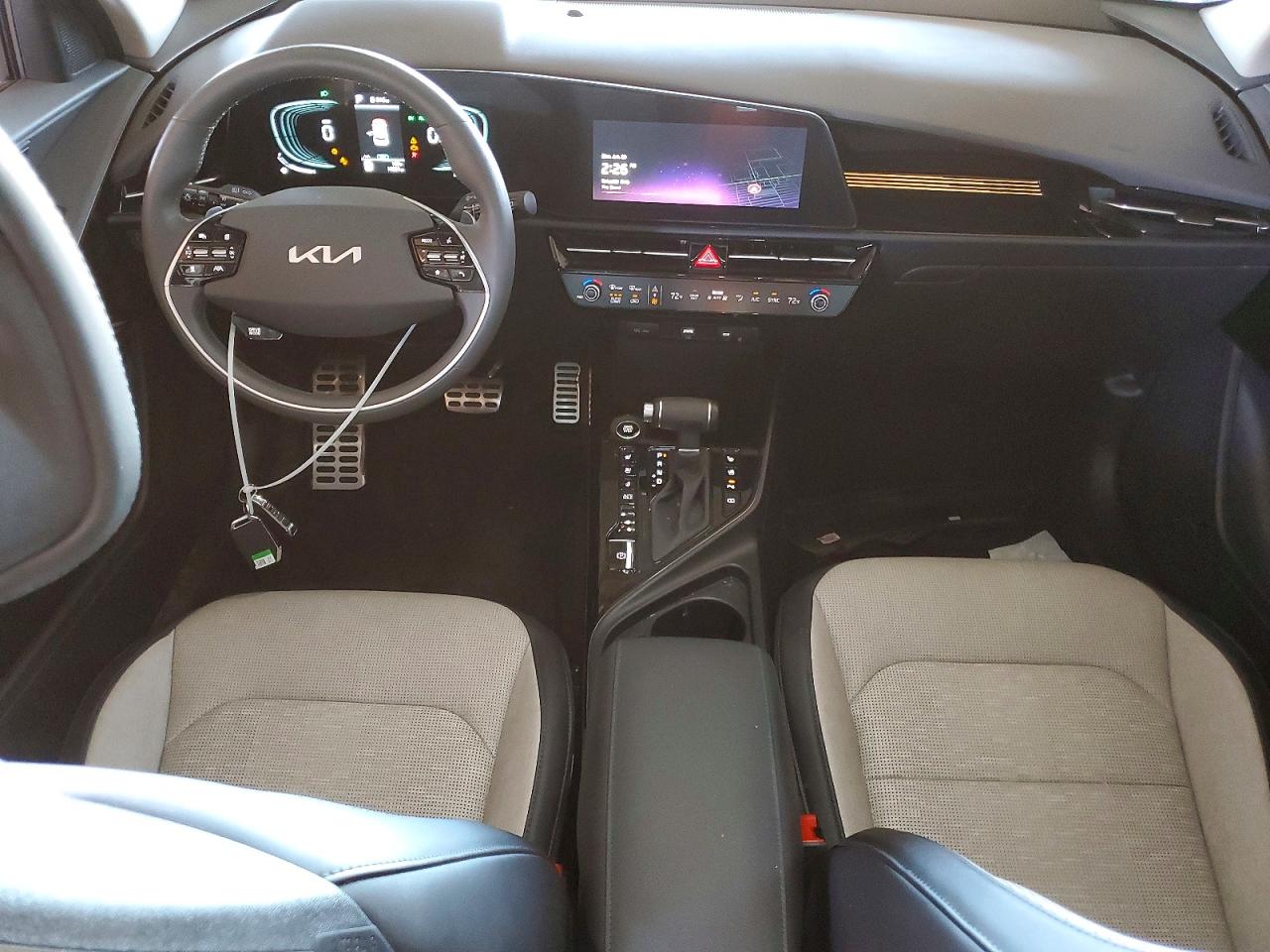 2025 KIA NIRO