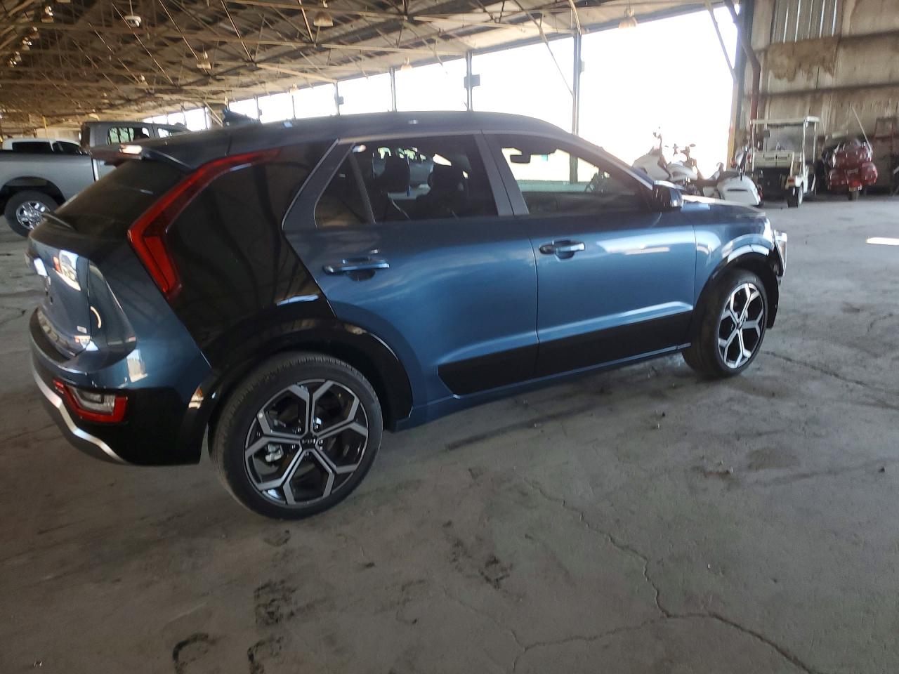 2025 KIA NIRO