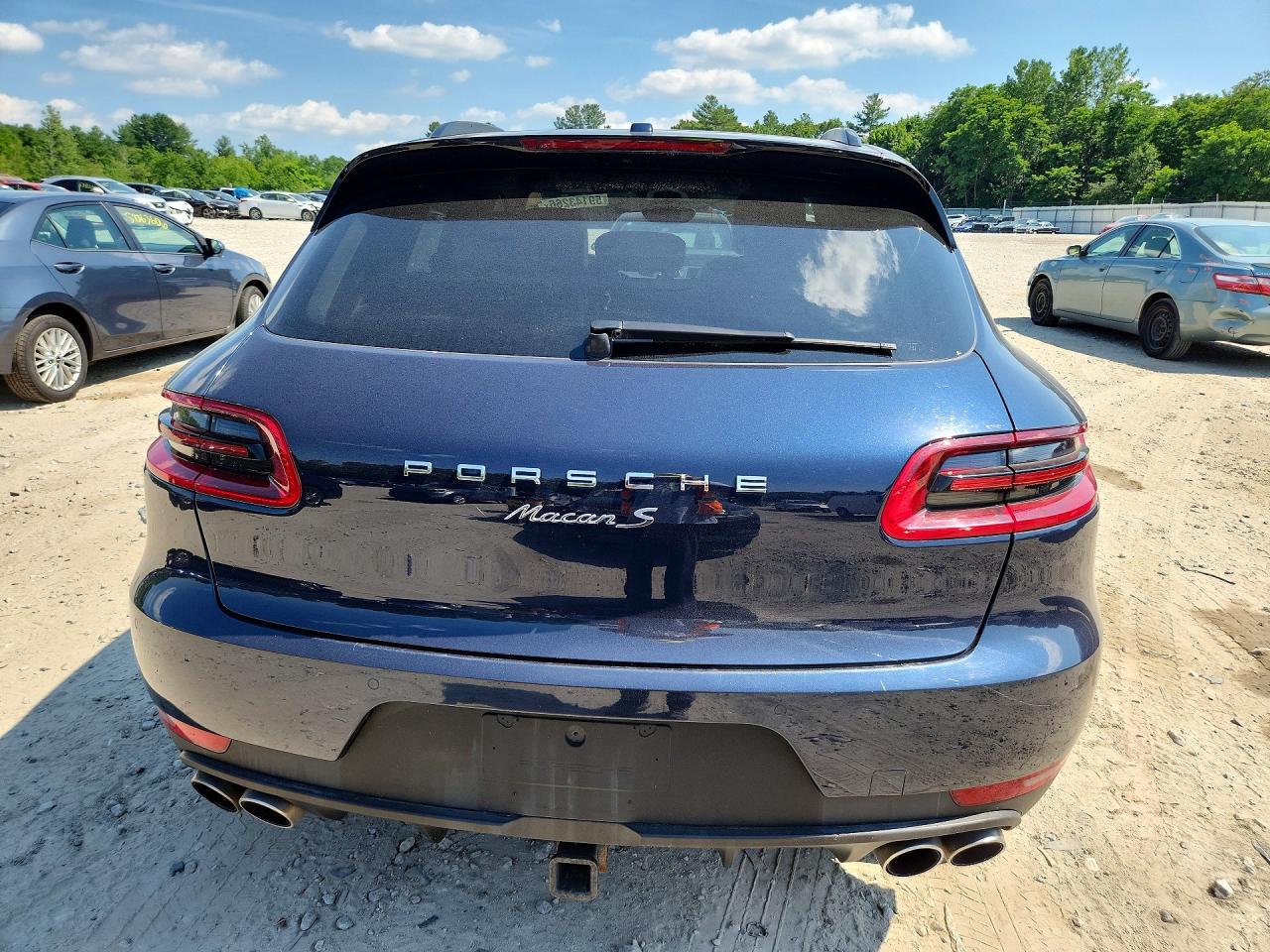 2018 PORSCHE MACAN